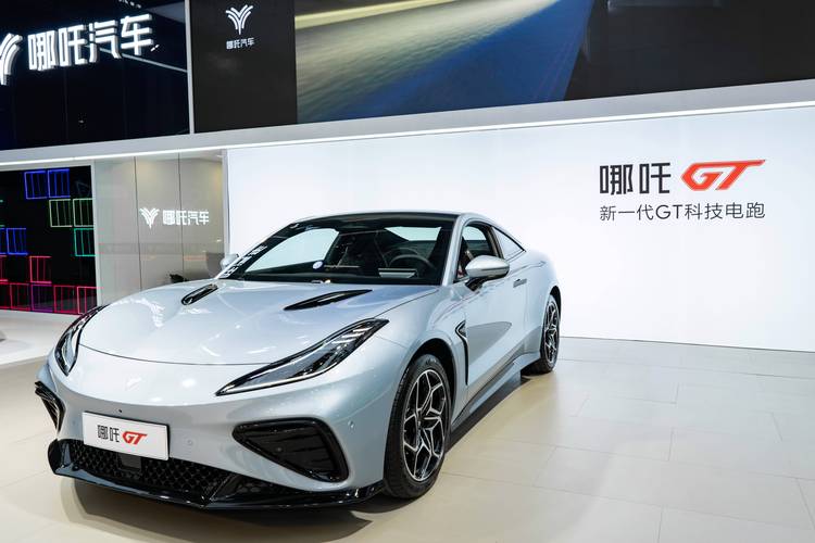 广州花都区威科胜企业管理咨询哪吒汽车在智能汽车领域的表现，领途汽车在新能源汽车市场中的影响力